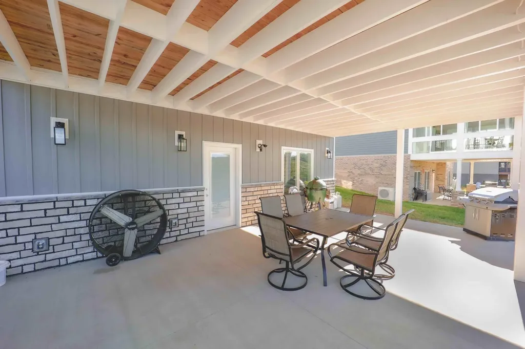 269 Canterbury Bronston KY 42518