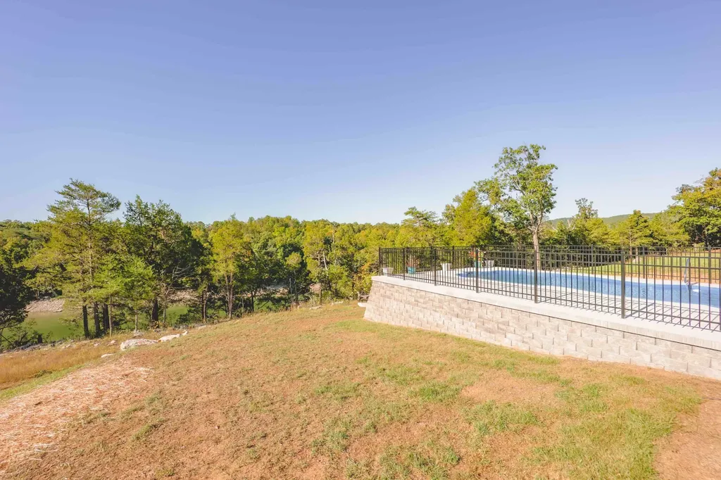 269 Canterbury Bronston KY 42518