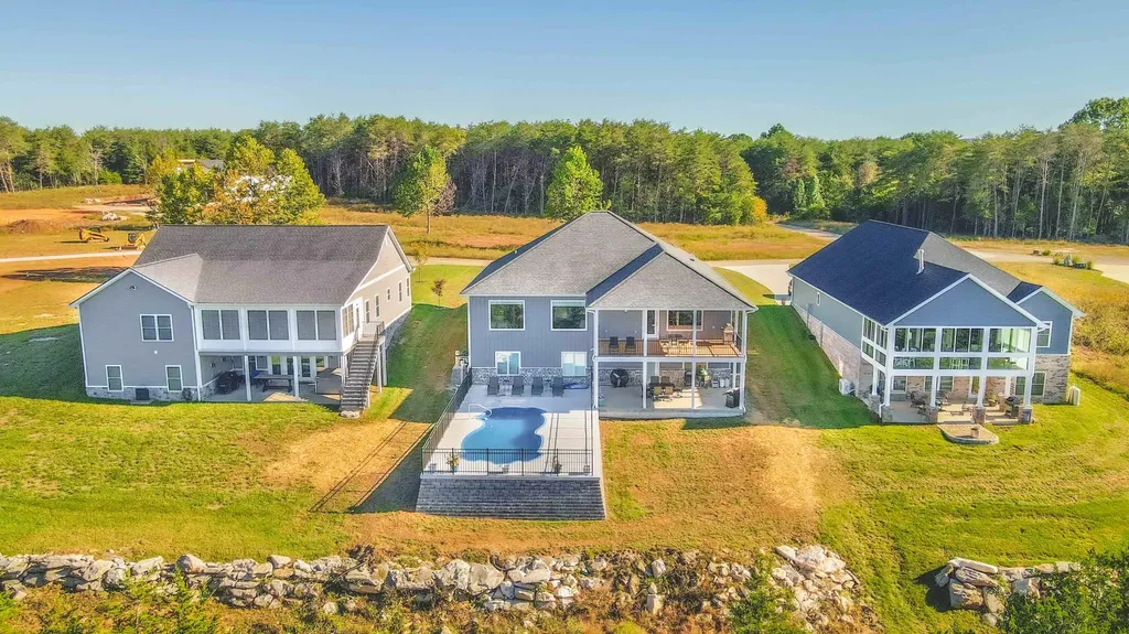269 Canterbury Bronston KY 42518