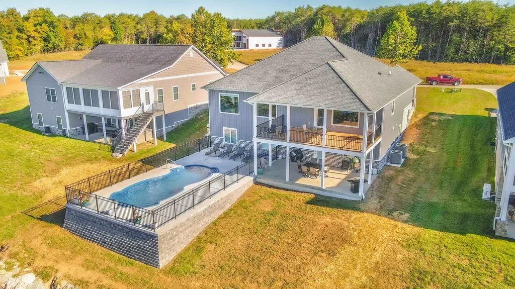 269 Canterbury Bronston KY 42518