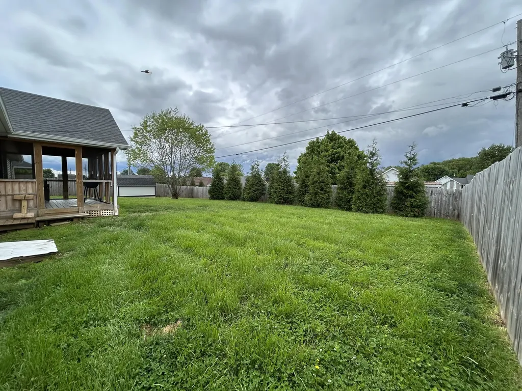 1692 Patterson Branch Road Somerset KY 42503