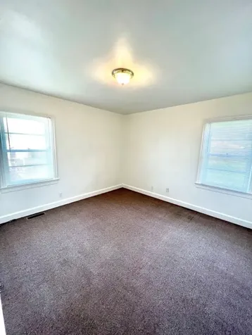 1604 E 9th Hopkinsville KY 42240