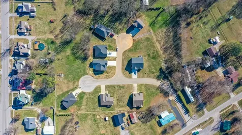 20 Dixie Bee Court Trenton KY 42286