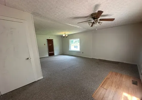 7253 Morgantown Road Russellville KY 42276