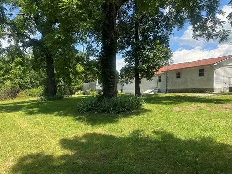 7253 Morgantown Road Russellville KY 42276