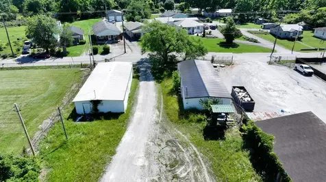 2332(4) Fort Campbell Boulevard Hopkinsville KY 42240