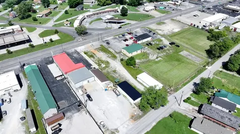 2332(4) Fort Campbell Boulevard Hopkinsville KY 42240
