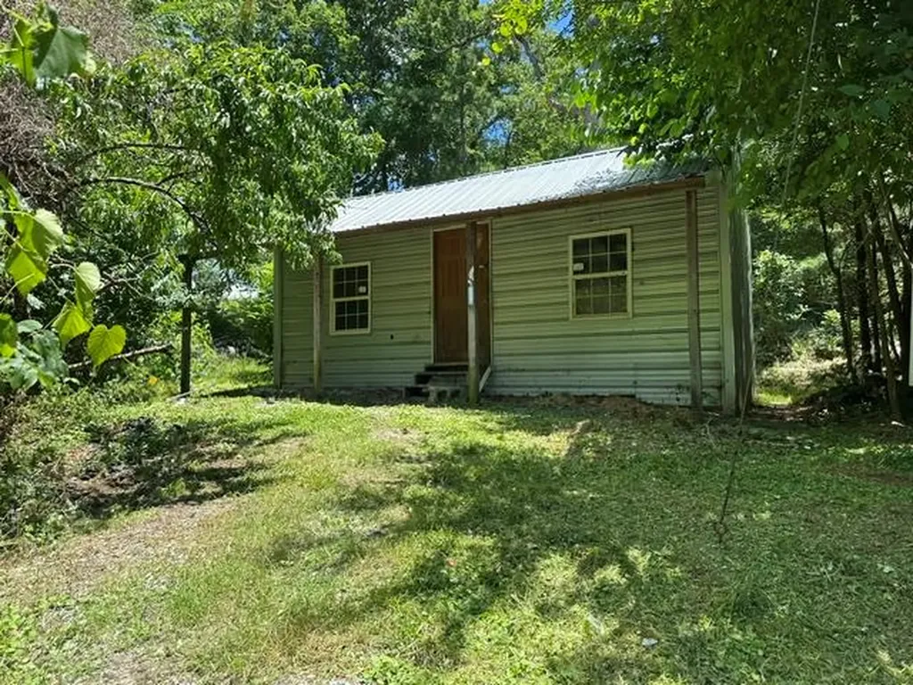 17 Wilkins Lane Greenville KY 42345