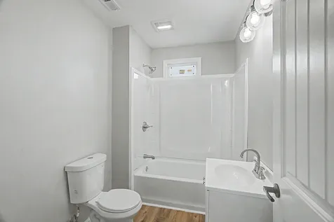219 Cherry Guthrie KY 42234