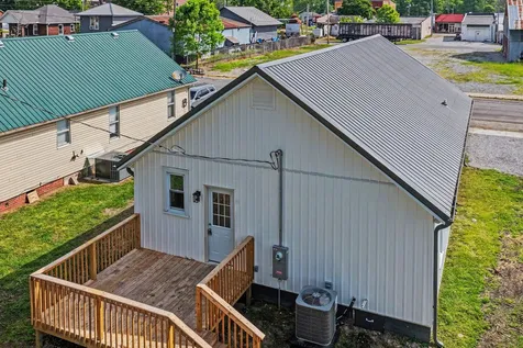 219 Cherry Guthrie KY 42234