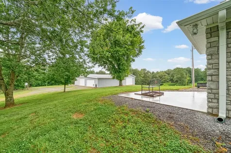1855 Kings Chapel Road Cadiz KY 42211