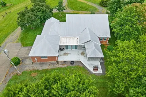 1855 Kings Chapel Road Cadiz KY 42211