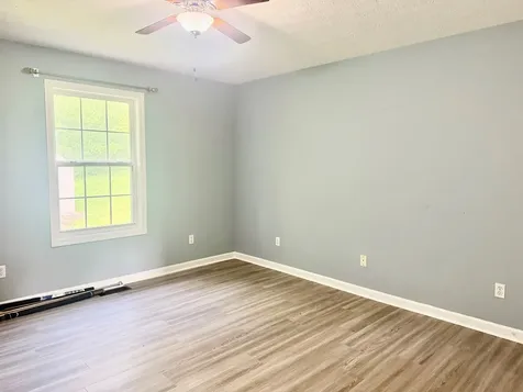 74 English Drive Cadiz KY 42211