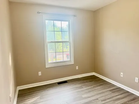 74 English Drive Cadiz KY 42211