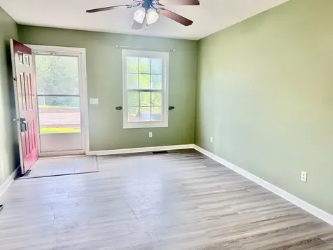 74 English Drive Cadiz KY 42211