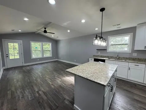 296 Hillview Drive Cadiz KY 42211