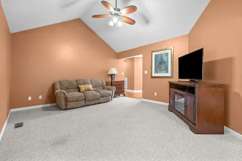 401 Irish Circle Hopkinsville KY 42240
