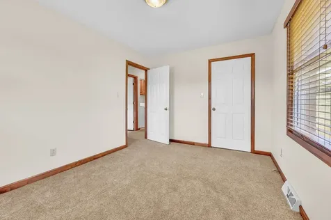 50 Lookout Lane Cadiz KY 42211