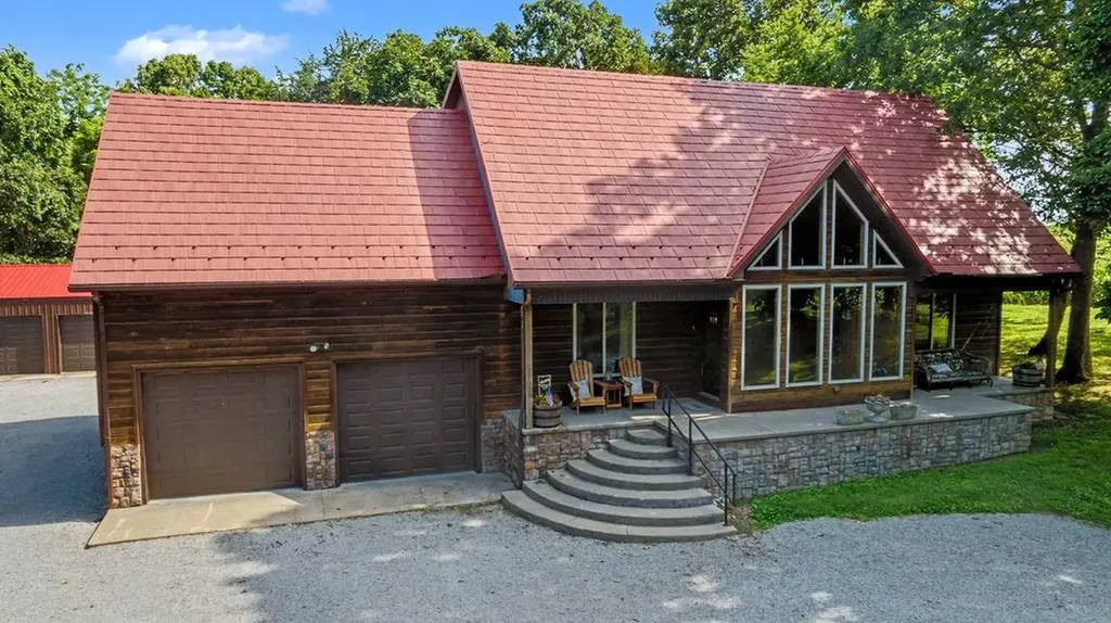 3281 Mt Zoar Road Hopkinsville KY 42240