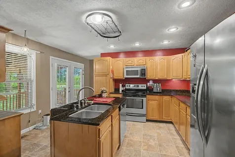 3281 Mt Zoar Road Hopkinsville KY 42240