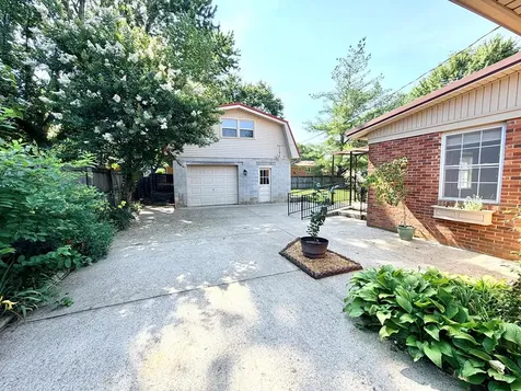 3412 Greenwood Drive Hopkinsville KY 42240