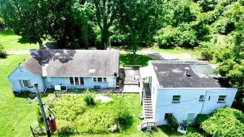 1900 E 1 Street Extention Hopkinsville KY 42240