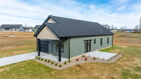 114 Joiner Avenue Elkton KY 42220