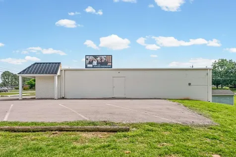 803B Country Club Lane Hopkinsville KY 42240