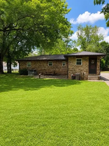 Faulkner W 2531 Faulkner Drive Hopkinsville KY 42240