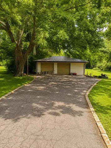 Faulkner W 2531 Faulkner Drive Hopkinsville KY 42240