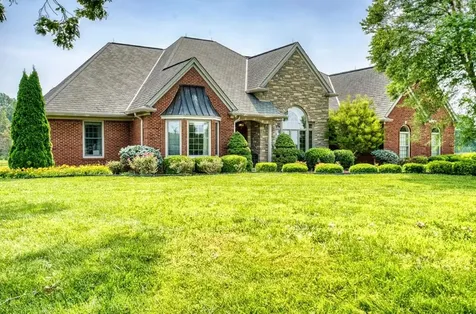 122 Fairway Acres Drive Dunmor KY 42239