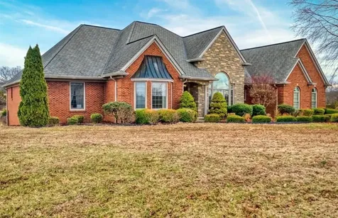 122 Fairway Acres Drive Dunmor KY 42239