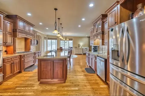 122 Fairway Acres Drive Dunmor KY 42239