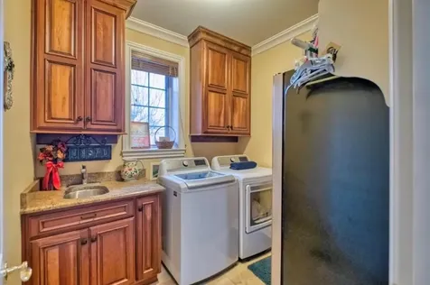 122 Fairway Acres Drive Dunmor KY 42239