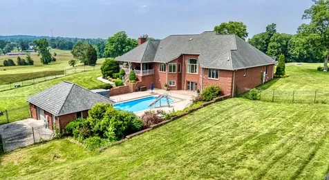122 Fairway Acres Drive Dunmor KY 42239