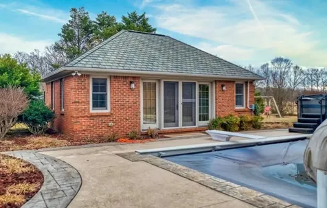 122 Fairway Acres Drive Dunmor KY 42239