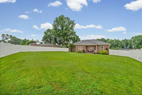 208 Andrew Drive Hopkinsville KY 42240