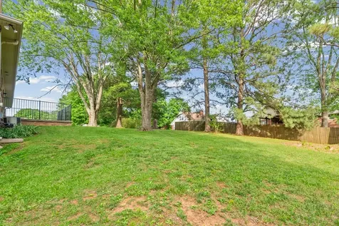 122 Donna Drive Hopkinsville KY 42240