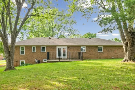 122 Donna Drive Hopkinsville KY 42240