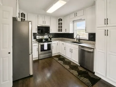 2012 Lands End Court Hopkinsville KY 42240