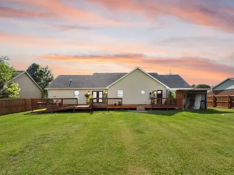 2012 Lands End Court Hopkinsville KY 42240