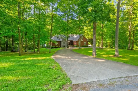 118 Periwinkle Hill Road Cadiz KY 42211