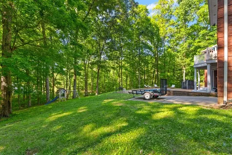 118 Periwinkle Hill Road Cadiz KY 42211