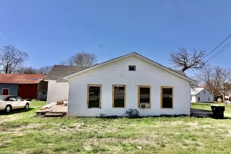 410 S Streets Avenue Elkton KY 42220