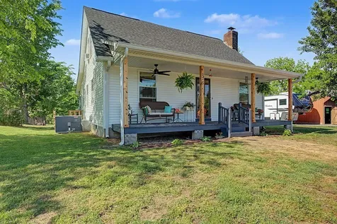 175 Gentry Gray Road Cadiz KY 42211