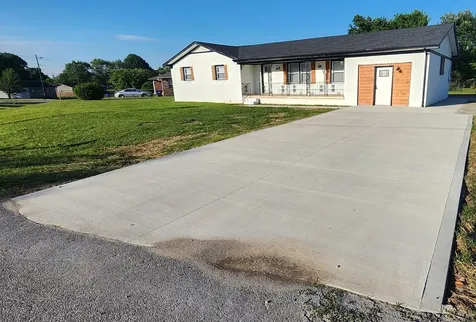 7004 Forest Park Drive Hopkinsville KY 42240
