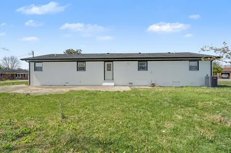 7004 Forest Park Drive Hopkinsville KY 42240
