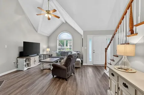 5603 Pleasure Court Louisville KY 40272