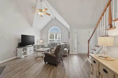 5603 Pleasure Court Louisville KY 40272