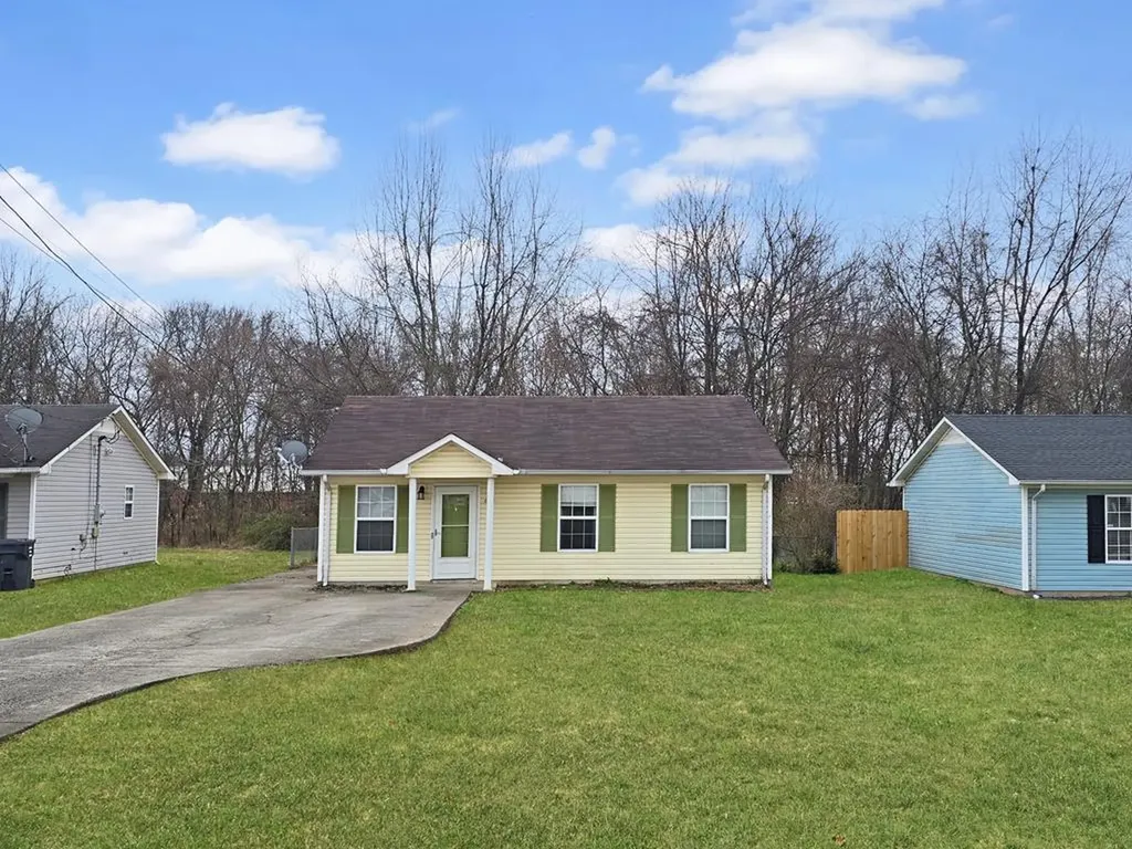 634 Stateline Road Oak Grove KY 42262